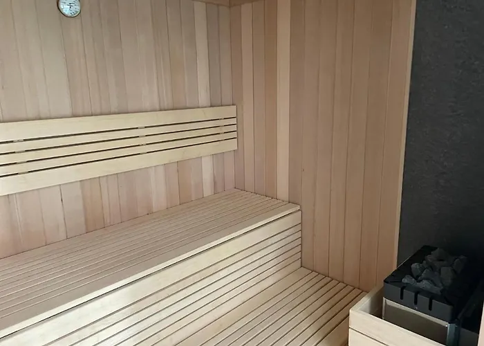 Westin House 5* アパート コウォブジェク